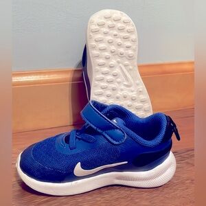 Blue Nike Toddler tennis shoes